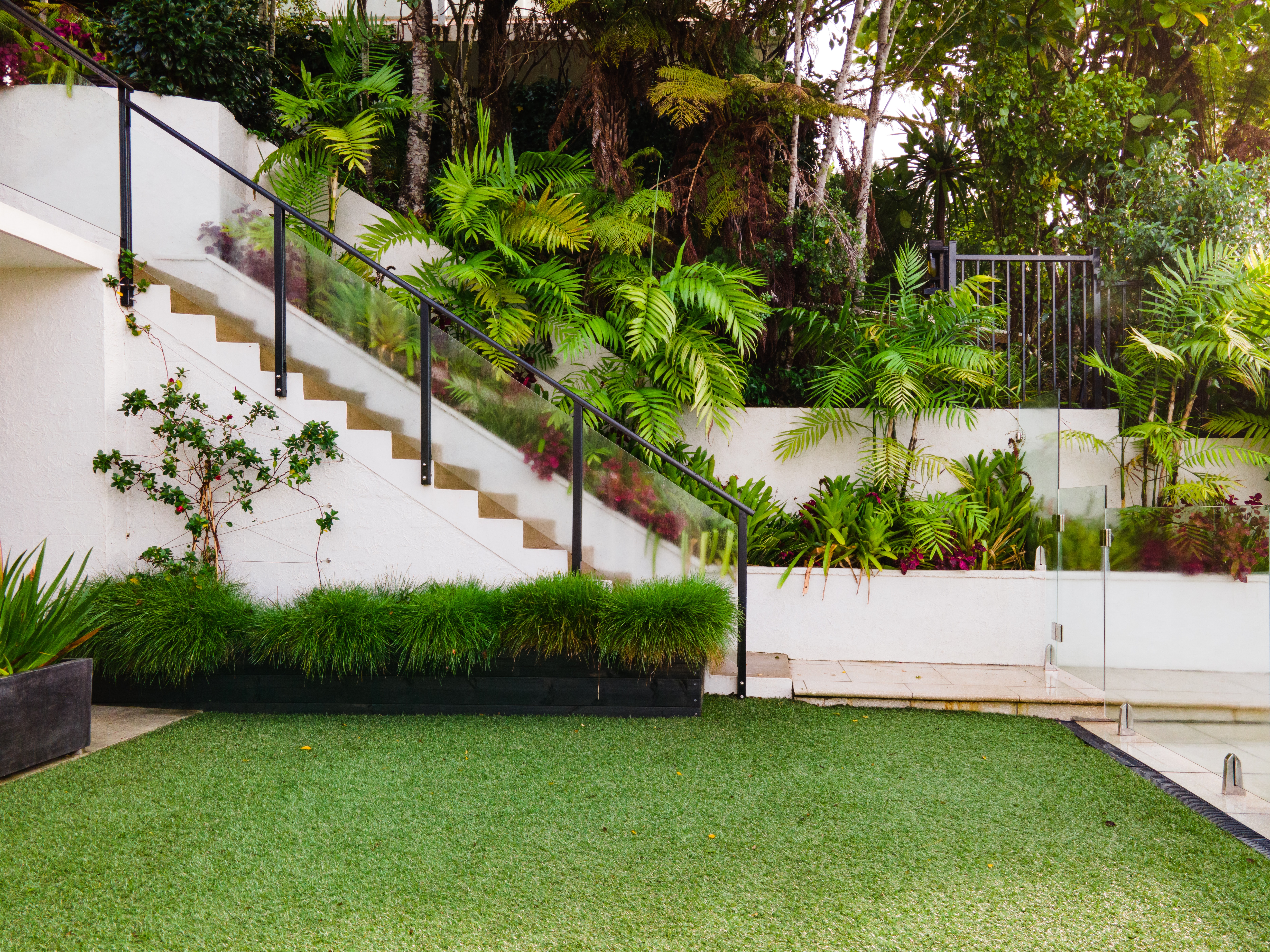 ARTIFICIAL GRASS